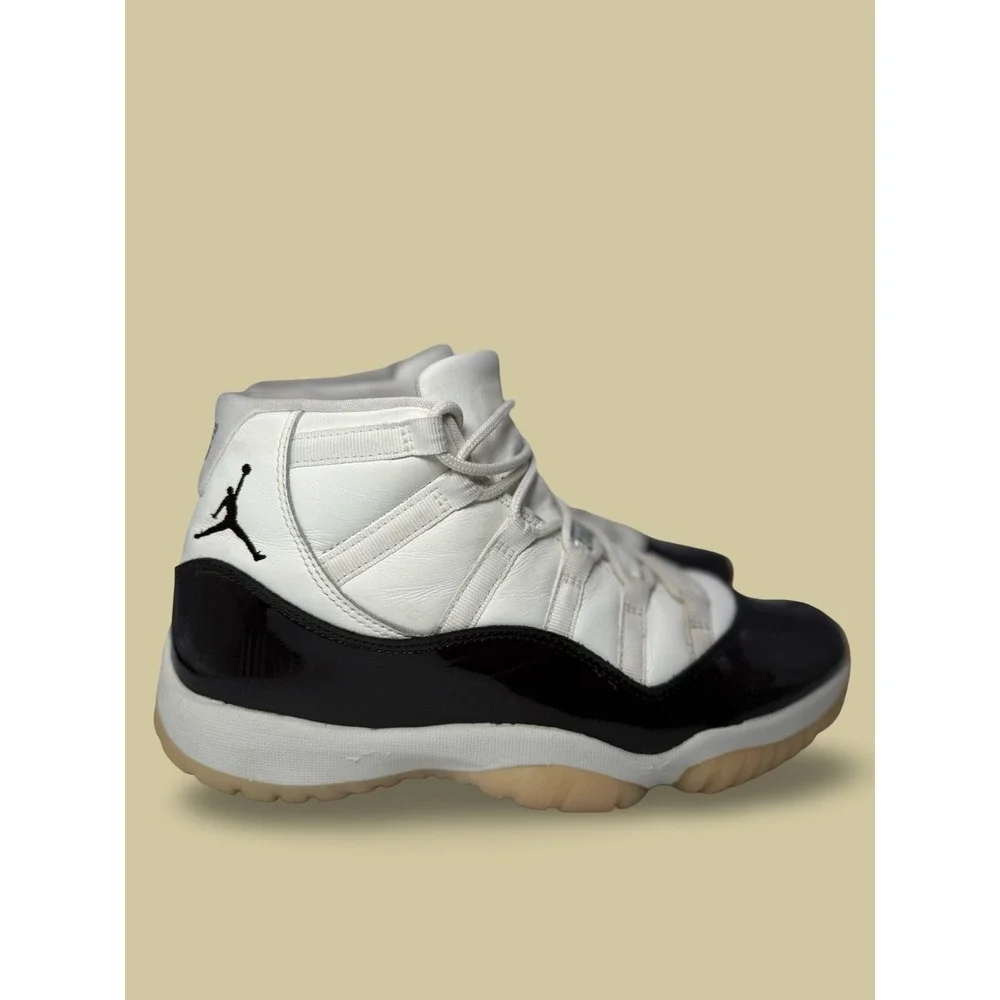 Nike Air Jordan 11 Retro Concord White Black Men's 9.5 OG Patent Leather